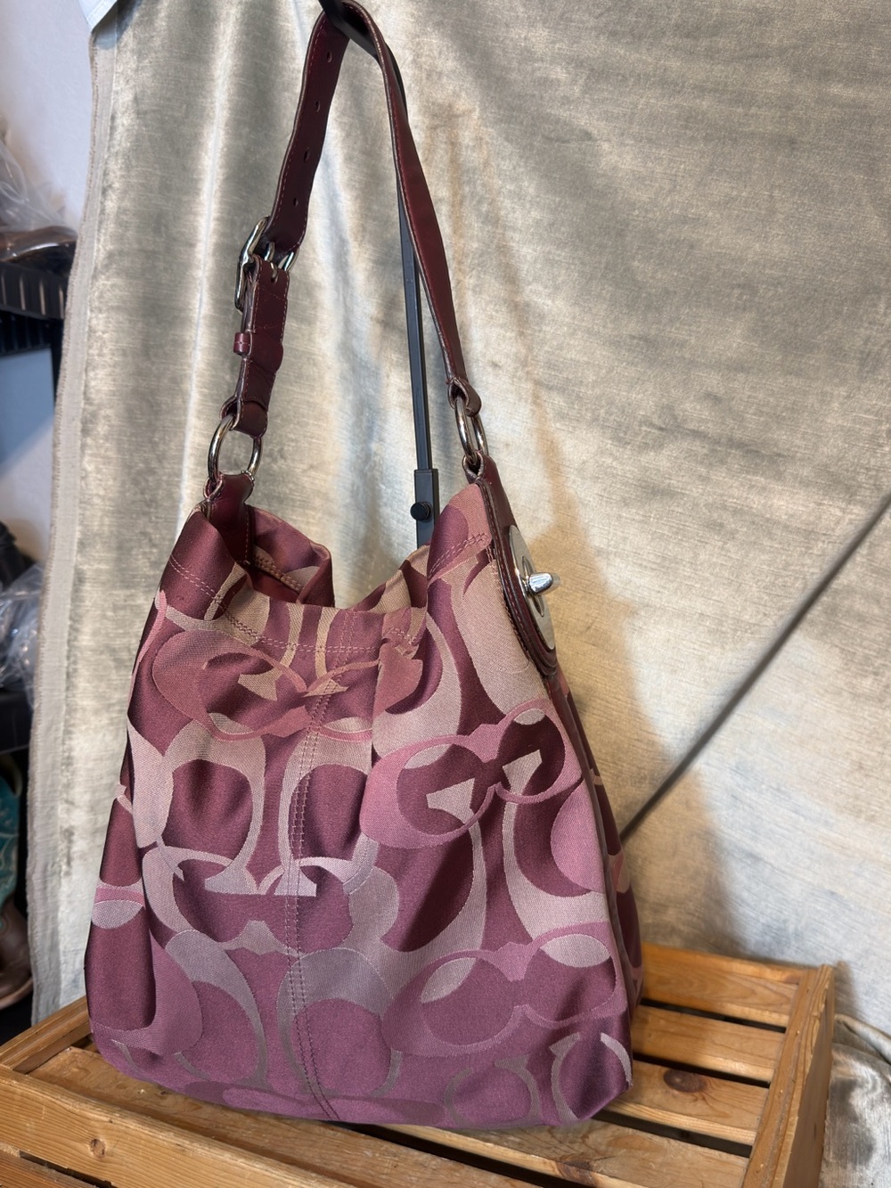 Coach Vintage Penelope Bordeaux Burgundy Optic Signature Hobo Shoulder Bag - Picture 6 of 16
